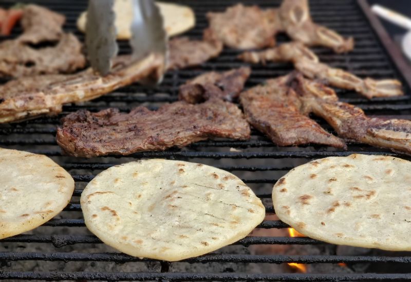 Grilled protein bowls for catering